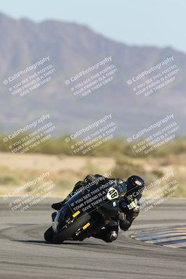 media/Oct-04-2025-CVMA (Sat) [[408bcdd6e4]]/Race 14-500-400-350 Supersport/